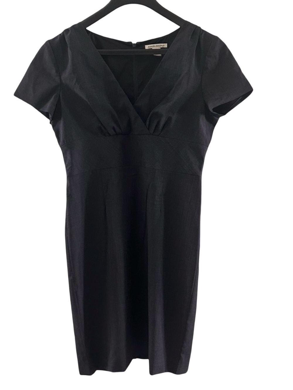 Banana Republic Black Petite Sheath Dress 12P V-Neck Wool Blend Short Sleeve